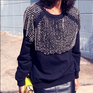 Incredible Black studded sweatshirt 🖤